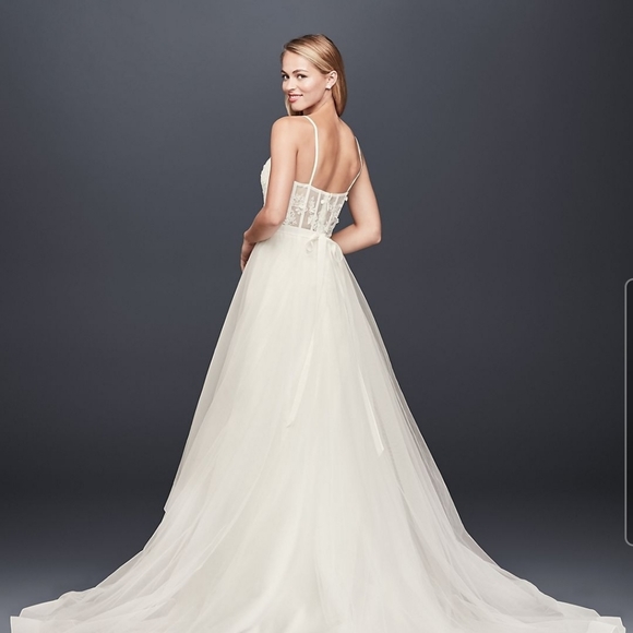 3D Floral Bodice Tulle Ball Gown Wedding Dress - Picture 3 of 4